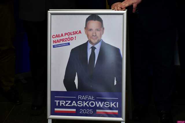 [FOTO] Samorządy Naprzód! Parlamentarzyści i samorządowcy wspierają kandydaturę Rafała Trzaskowskiego
