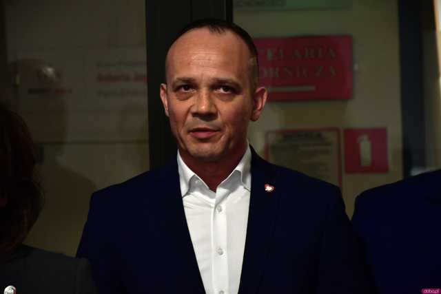 [FOTO] Samorządy Naprzód! Parlamentarzyści i samorządowcy wspierają kandydaturę Rafała Trzaskowskiego