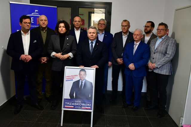 [FOTO] Samorządy Naprzód! Parlamentarzyści i samorządowcy wspierają kandydaturę Rafała Trzaskowskiego