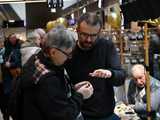 [WIDEO/FOTO] Ależ okazy! Ruszyła XII Giełda Minerałów i Biżuterii w Galerii Świdnickiej