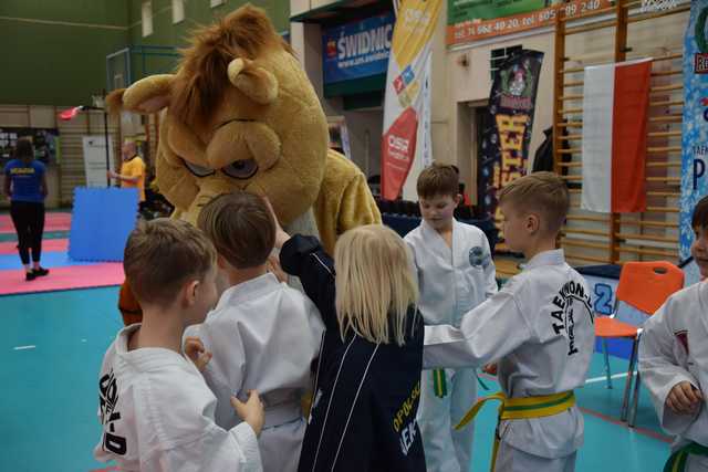 [FOTO] Trwa II Otwarty Zimowy Turniej Taekwon-do