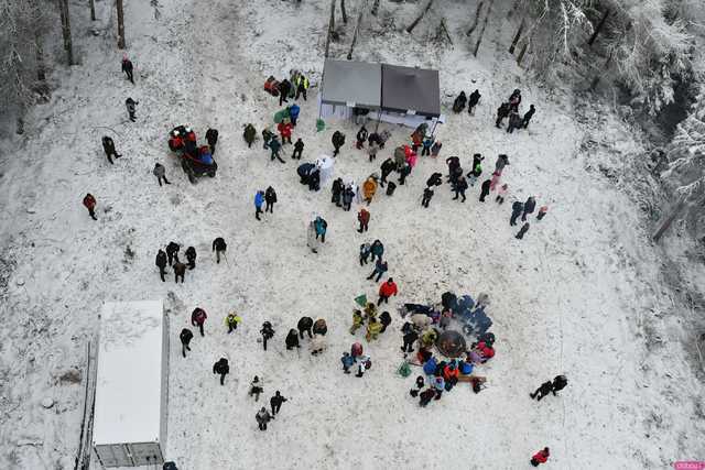 [WIDEO/FOTO] Nowa wieża widokowa oficjalnie otwarta! Rozpościera się z niej okazały widok na okolicę