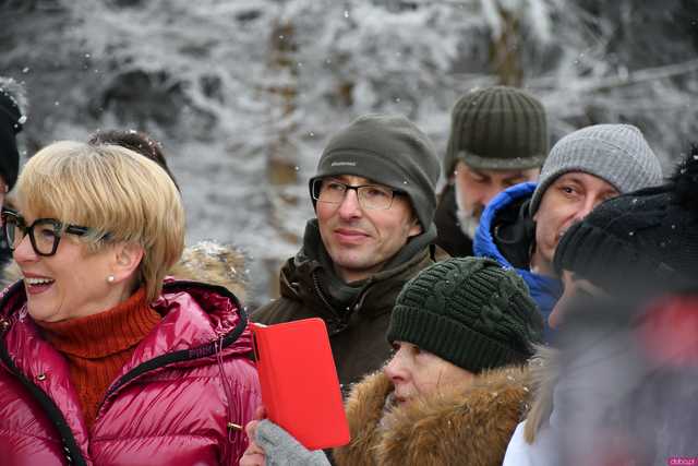 [WIDEO/FOTO] Nowa wieża widokowa oficjalnie otwarta! Rozpościera się z niej okazały widok na okolicę