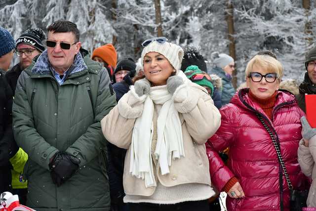 [WIDEO/FOTO] Nowa wieża widokowa oficjalnie otwarta! Rozpościera się z niej okazały widok na okolicę