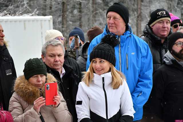 [WIDEO/FOTO] Nowa wieża widokowa oficjalnie otwarta! Rozpościera się z niej okazały widok na okolicę