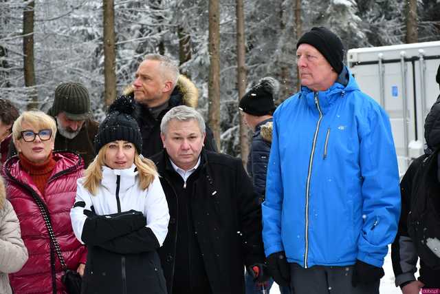 [WIDEO/FOTO] Nowa wieża widokowa oficjalnie otwarta! Rozpościera się z niej okazały widok na okolicę