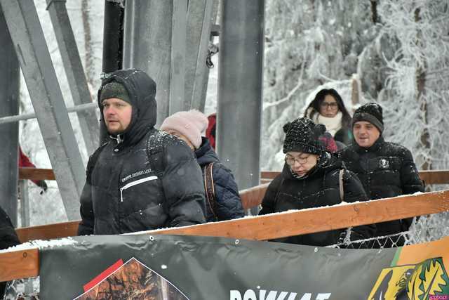 [WIDEO/FOTO] Nowa wieża widokowa oficjalnie otwarta! Rozpościera się z niej okazały widok na okolicę
