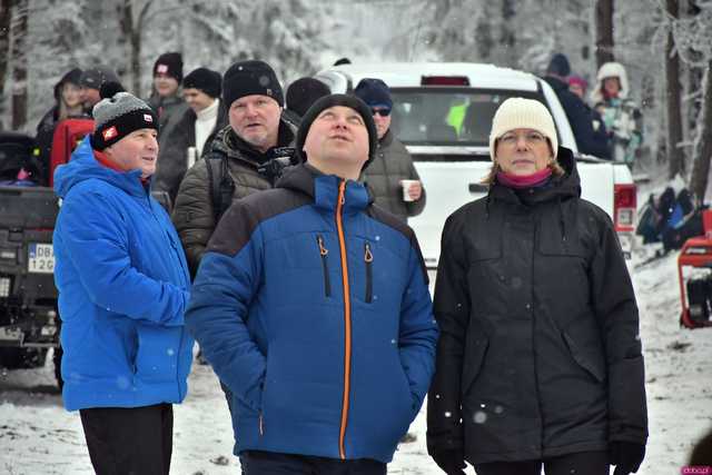 [WIDEO/FOTO] Nowa wieża widokowa oficjalnie otwarta! Rozpościera się z niej okazały widok na okolicę