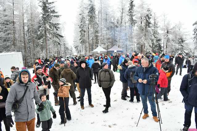 [WIDEO/FOTO] Nowa wieża widokowa oficjalnie otwarta! Rozpościera się z niej okazały widok na okolicę