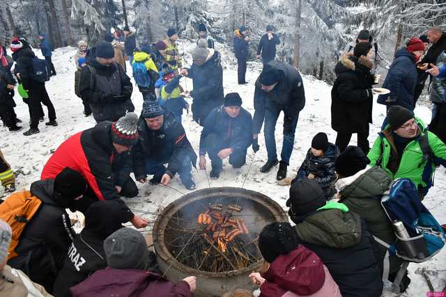 [WIDEO/FOTO] Nowa wieża widokowa oficjalnie otwarta! Rozpościera się z niej okazały widok na okolicę