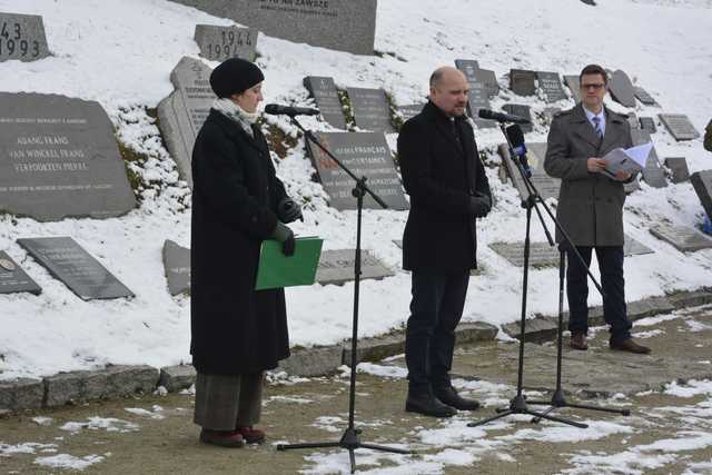 [FOTO] Minęło 80 lat od likwidacji obozu koncentracyjnego Gross-Rosen. Na terenie muzeum upamiętniono jubileusz