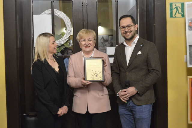[FOTO] Twórcze Spojrzenie sekcji plastycznej dla dorosłych w Świebodzicach