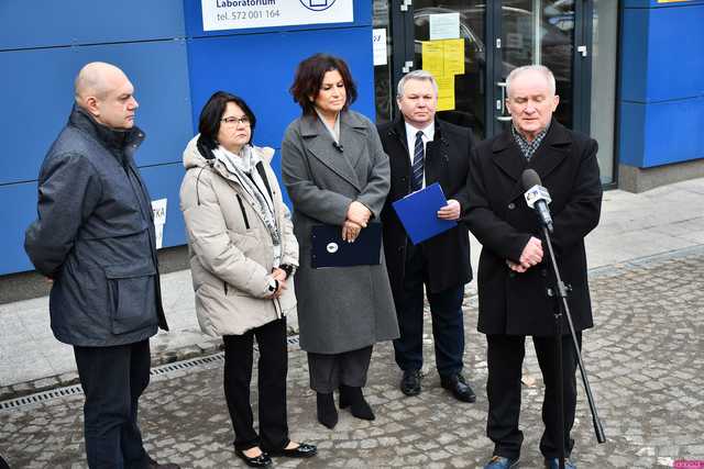 [FOTO] Wsparcie dla placówek opieki zdrowotnej. Które podmioty otrzymały dofinansowanie? 