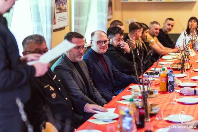 [FOTO] Strażacy z Kalna podsumowali miniony rok