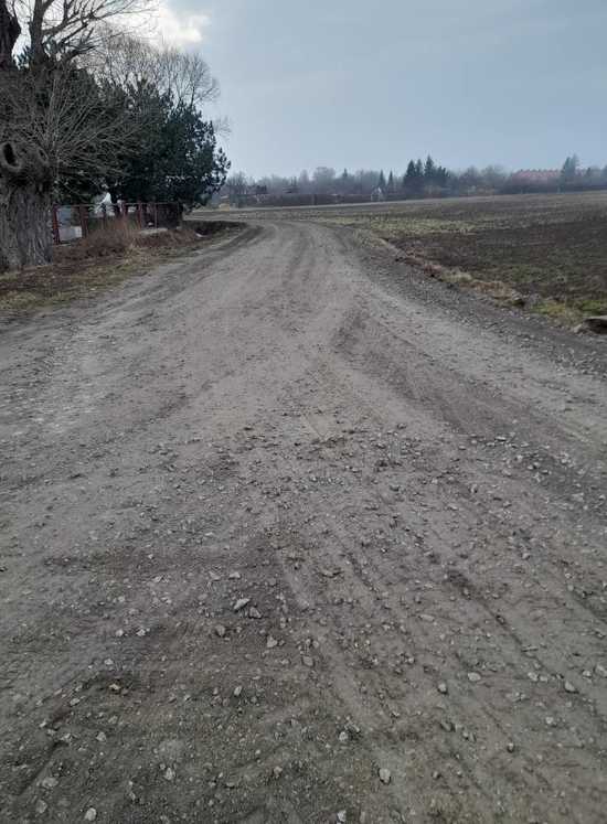 Wykonano prace naprawcze na ul. Malinowej w Strzegomiu