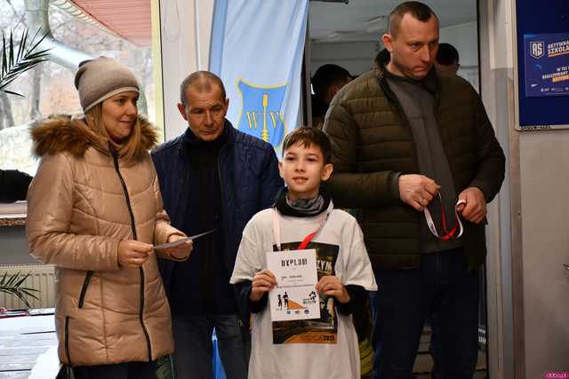 [FOTO] W Roztoce upamiętnili Żołnierzy Wyklętych i pobiegli Tropem Wilczym