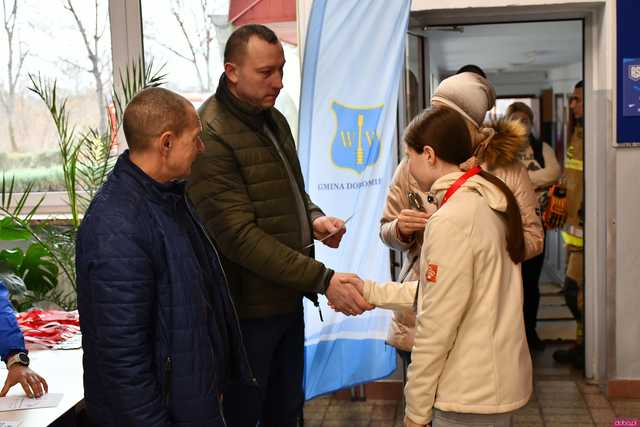 [FOTO] W Roztoce upamiętnili Żołnierzy Wyklętych i pobiegli Tropem Wilczym
