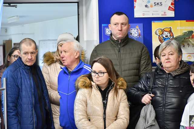 [FOTO] W Roztoce upamiętnili Żołnierzy Wyklętych i pobiegli Tropem Wilczym