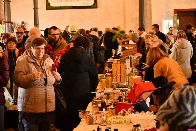 [WIDEO/FOTO] Marcowy Targ Ziemi przyciągnął entuzjastów zdrowej, ekologicznej żywności