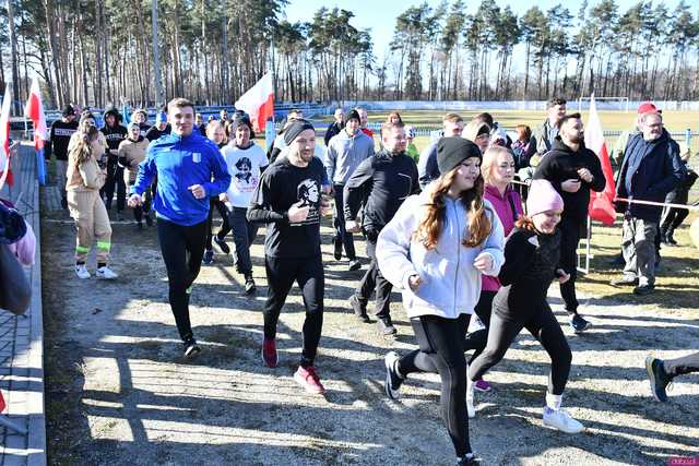 [FOTO] Utrwalili pamięć o bohaterach podczas Biegu Tropem Wilczym i Pikniku Pamięci w Jaworzynie Śląskiej