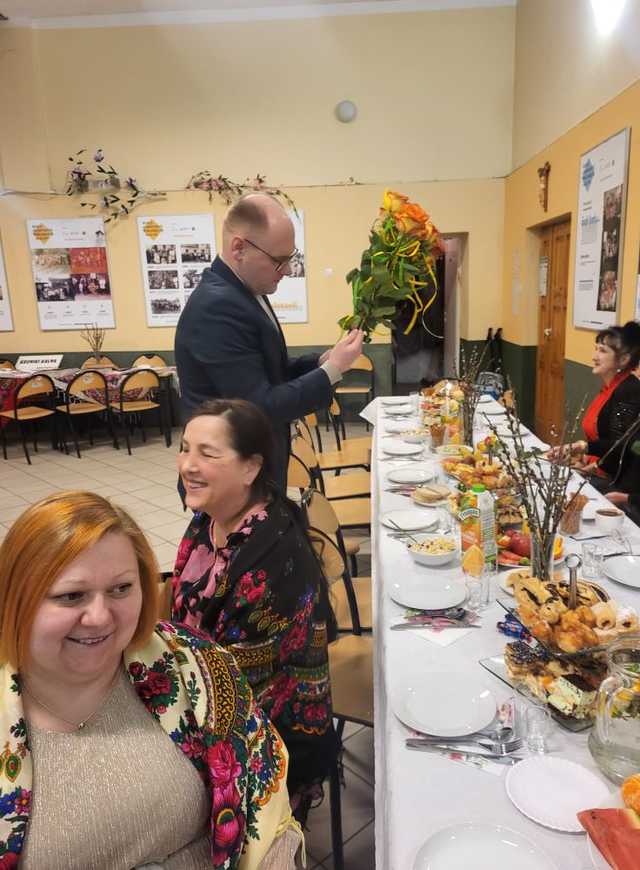 [FOTO] Mieszkanki Kalna świętowały Dzień Kobiet