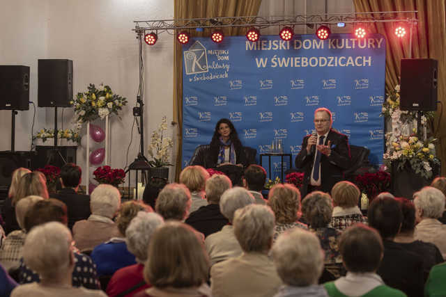 [FOTO] Kobiety w samorządzie. Spotkanie z okazji Dnia Kobiet w Świebodzicach