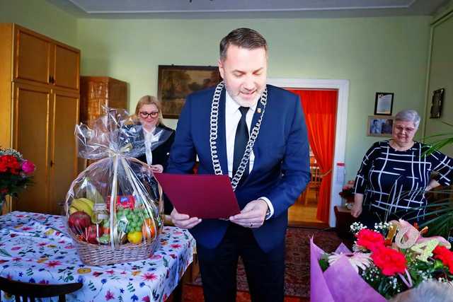 [FOTO] Pani Józefa z Imbramowic świętowała 104. urodziny!