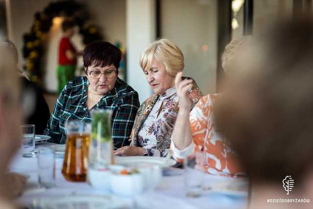 [FOTO] Dzień Kobiet na żarowskim Uniwersytecie Trzeciego Wieku