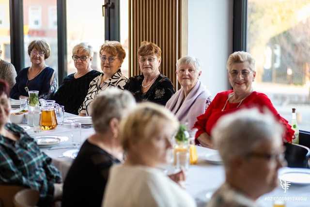 [FOTO] Dzień Kobiet na żarowskim Uniwersytecie Trzeciego Wieku