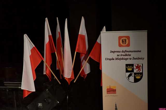 [FOTO] Ruszył XVIII Dolnośląski Przegląd Piosenki i Pieśni Patriotycznej