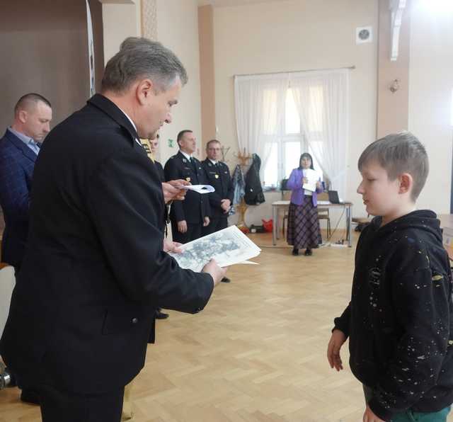 [FOTO] Rozstrzygnięto Turniej Wiedzy Pożarniczej gminy Dobromierz