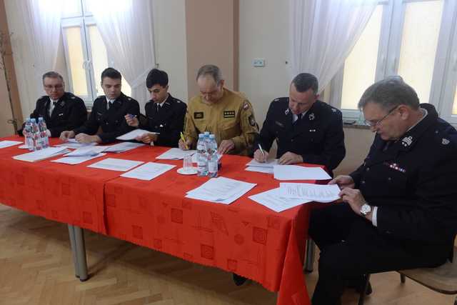 [FOTO] Rozstrzygnięto Turniej Wiedzy Pożarniczej gminy Dobromierz