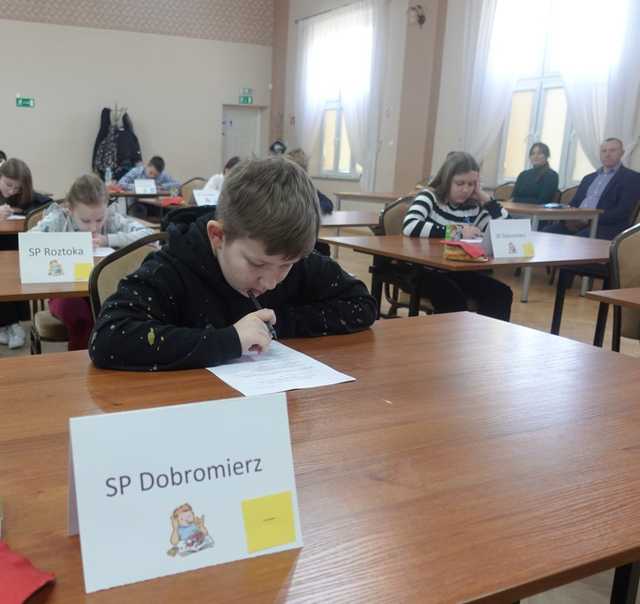 [FOTO] Rozstrzygnięto Turniej Wiedzy Pożarniczej gminy Dobromierz