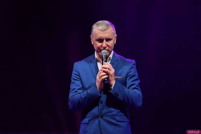 [WIDEO/FOTO] Ależ zabawa! Zespół Weekend zagrał dla kobiet z gminy Dobromierz