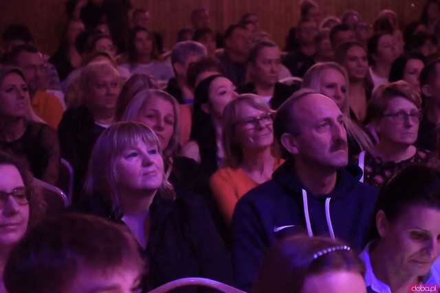 [WIDEO/FOTO] Ależ zabawa! Zespół Weekend zagrał dla kobiet z gminy Dobromierz