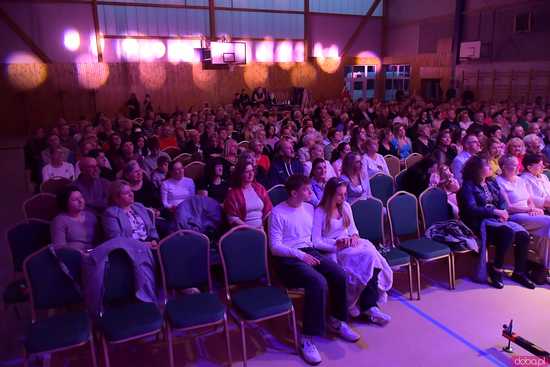 [WIDEO/FOTO] Ależ zabawa! Zespół Weekend zagrał dla kobiet z gminy Dobromierz