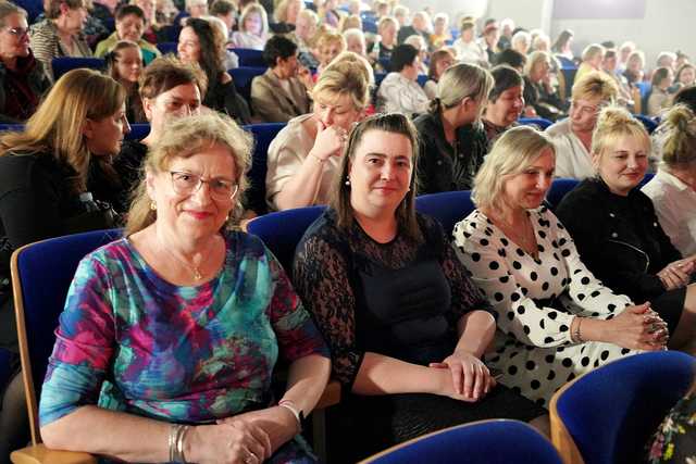 [FOTO] To były muzyczne życzenia, które popłynęły do Pań. Za nami koncert z okazji Dnia Kobiet