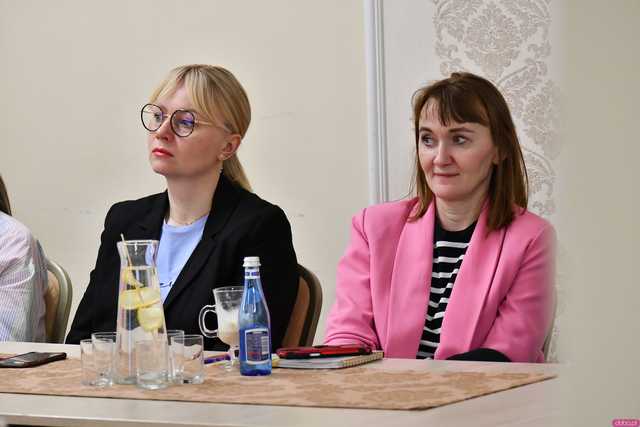 [FOTO] Szkolni doradcy zawodowi z 4 powiatów spotkali się w ZSCKR w Mokrzeszowie