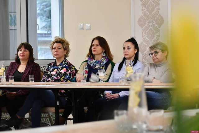 [FOTO] Szkolni doradcy zawodowi z 4 powiatów spotkali się w ZSCKR w Mokrzeszowie