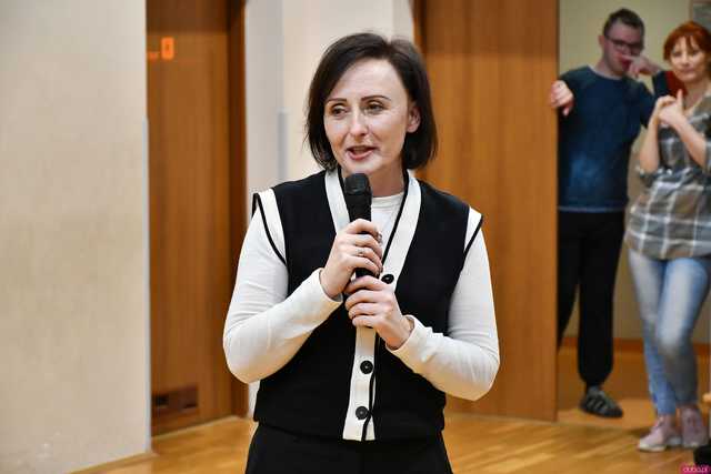 [WIDEO/FOTO] Terapia poprzez dźwięki. Kolejna odsłona muzycznego cyklu w Zespole Szkół Specjalnych w Świdnicy