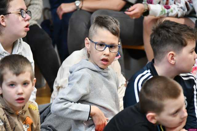 [WIDEO/FOTO] Terapia poprzez dźwięki. Kolejna odsłona muzycznego cyklu w Zespole Szkół Specjalnych w Świdnicy