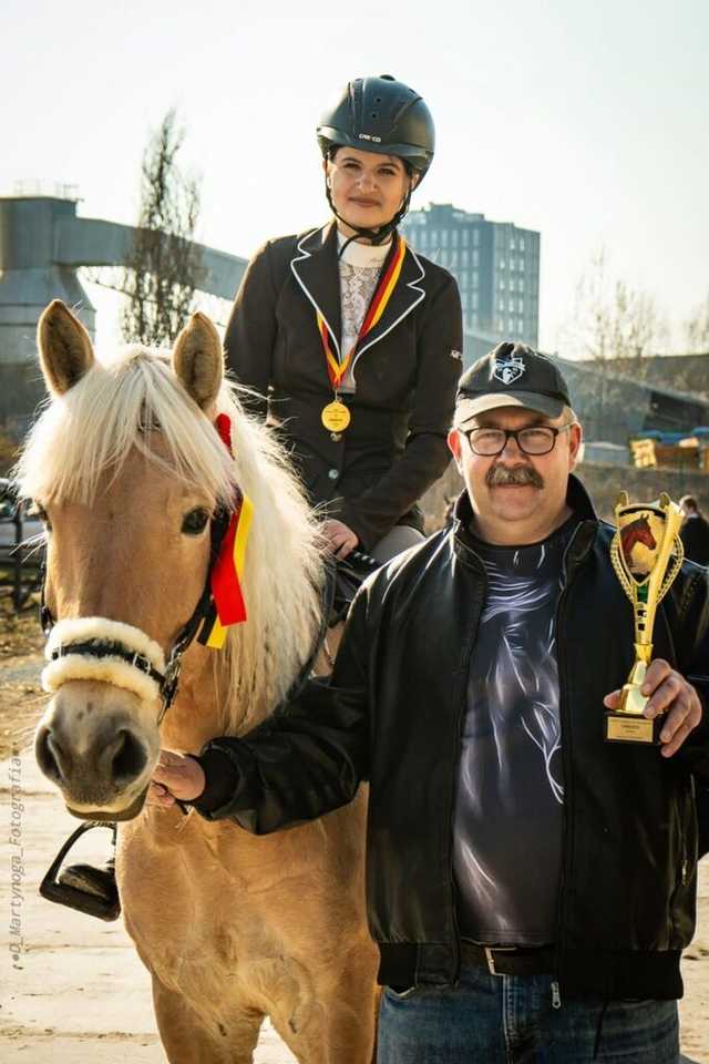 [FOTO] Sukces świebodziczanki na Mistrzostwach Dolnego Śląska w skokach przez przeszkody