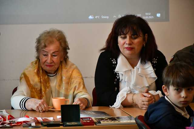 [WIDEO/FOTO] W Strzegomiu upamiętnili 85. rocznicę Deportacji Polaków na Sybir