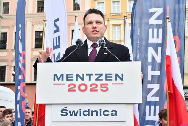 [WIDEO/FOTO] Sławomir Mentzen odwiedził Świdnicę. Tłumy na spotkaniu z kandydatem na Prezydenta RP