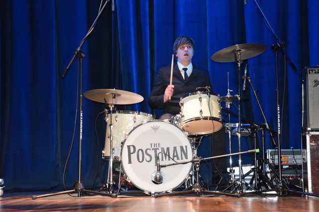 [FOTO] Charytatywny koncert zespołu The Postman – Muzyka, która wspiera Wspomagane Społeczności Mieszkaniowe