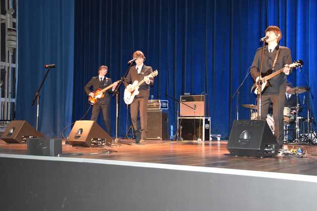 [FOTO] Charytatywny koncert zespołu The Postman – Muzyka, która wspiera Wspomagane Społeczności Mieszkaniowe