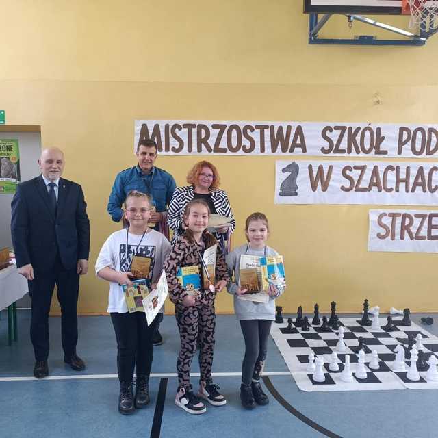 [FOTO] Uczniowie szkół podstawowych rywalizowali w I Szachowych Mistrzostwach SP Gminy Strzegom