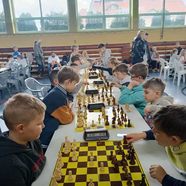 [FOTO] Uczniowie szkół podstawowych rywalizowali w I Szachowych Mistrzostwach SP Gminy Strzegom