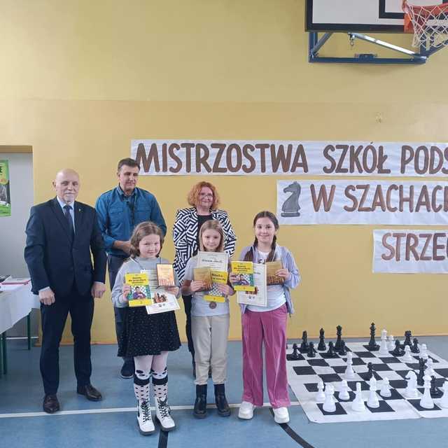 [FOTO] Uczniowie szkół podstawowych rywalizowali w I Szachowych Mistrzostwach SP Gminy Strzegom