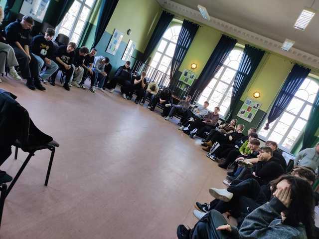 [FOTO] Zespół Szkół w Strzegomiu dba o zdrowie psychiczne i rozwój emocjonalny uczniów